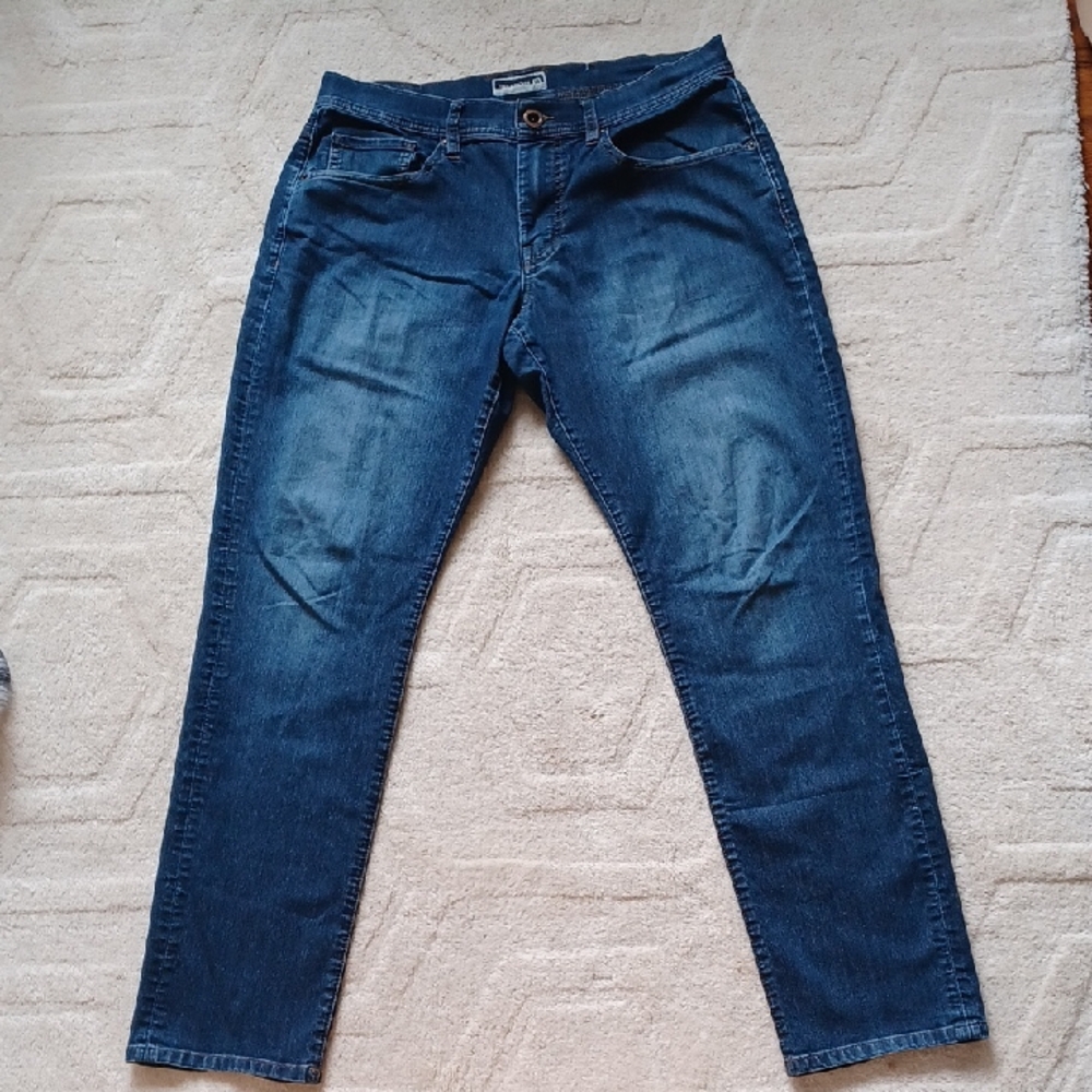 Travis Mathew Modern Fit Featherweight Blue Denim Straight Leg Jeans M-32x30